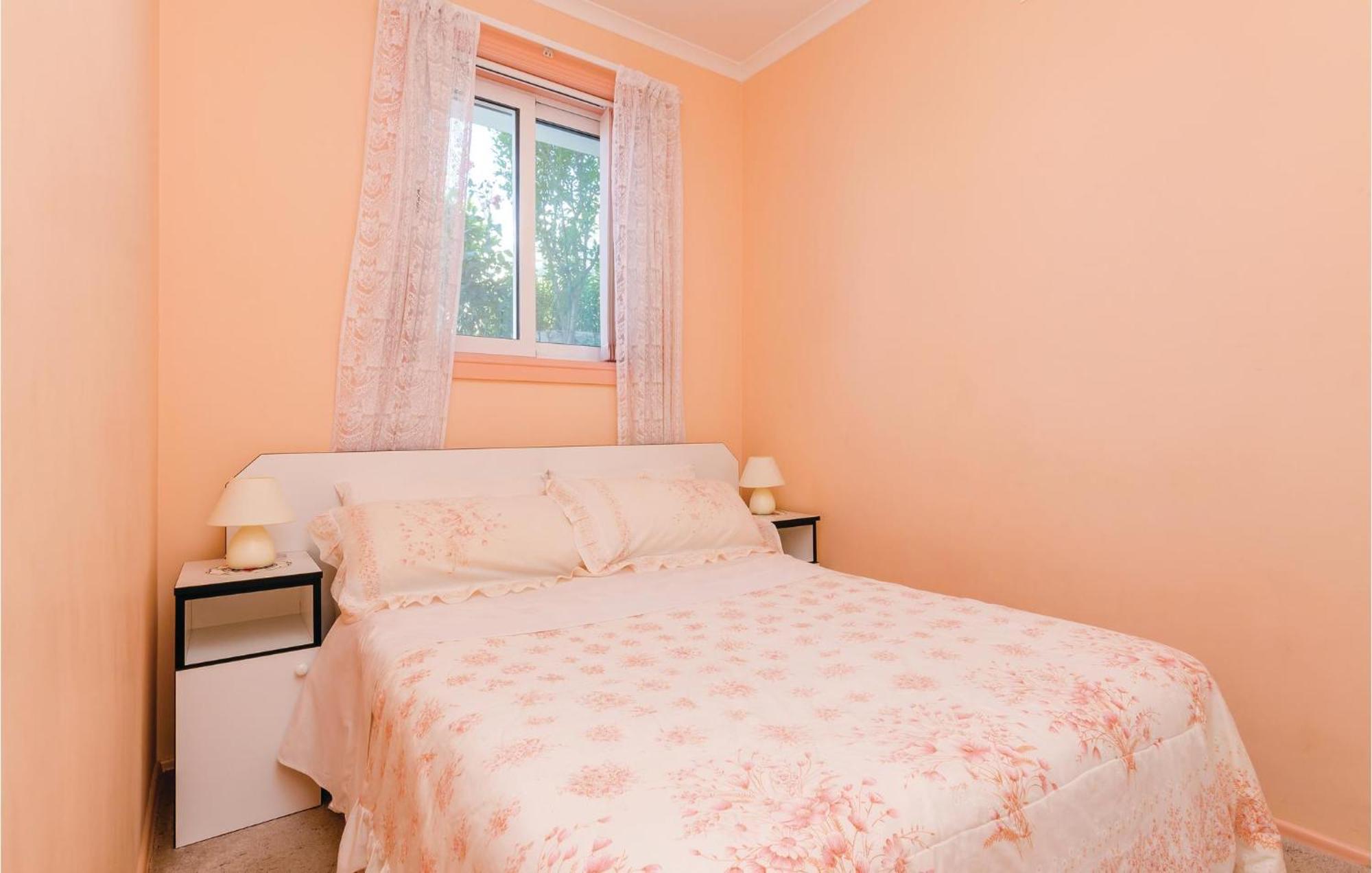 3 Bedroom Beautiful Apartment In 奥拉萨奇 外观 照片